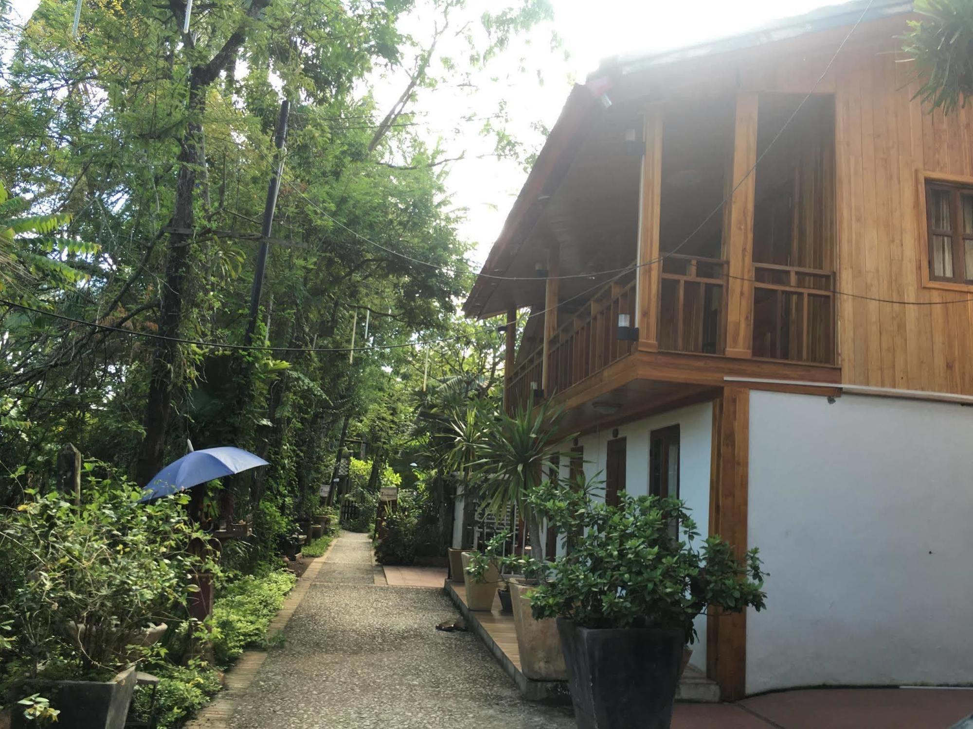 Luang Prabang Oasis Hotel Εξωτερικό φωτογραφία