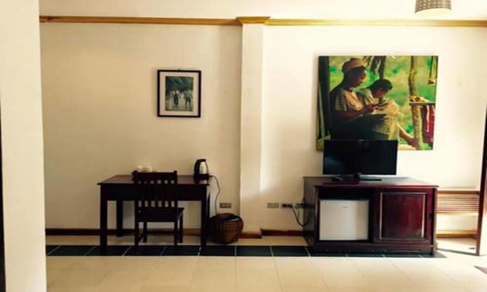Luang Prabang Oasis Hotel Εξωτερικό φωτογραφία