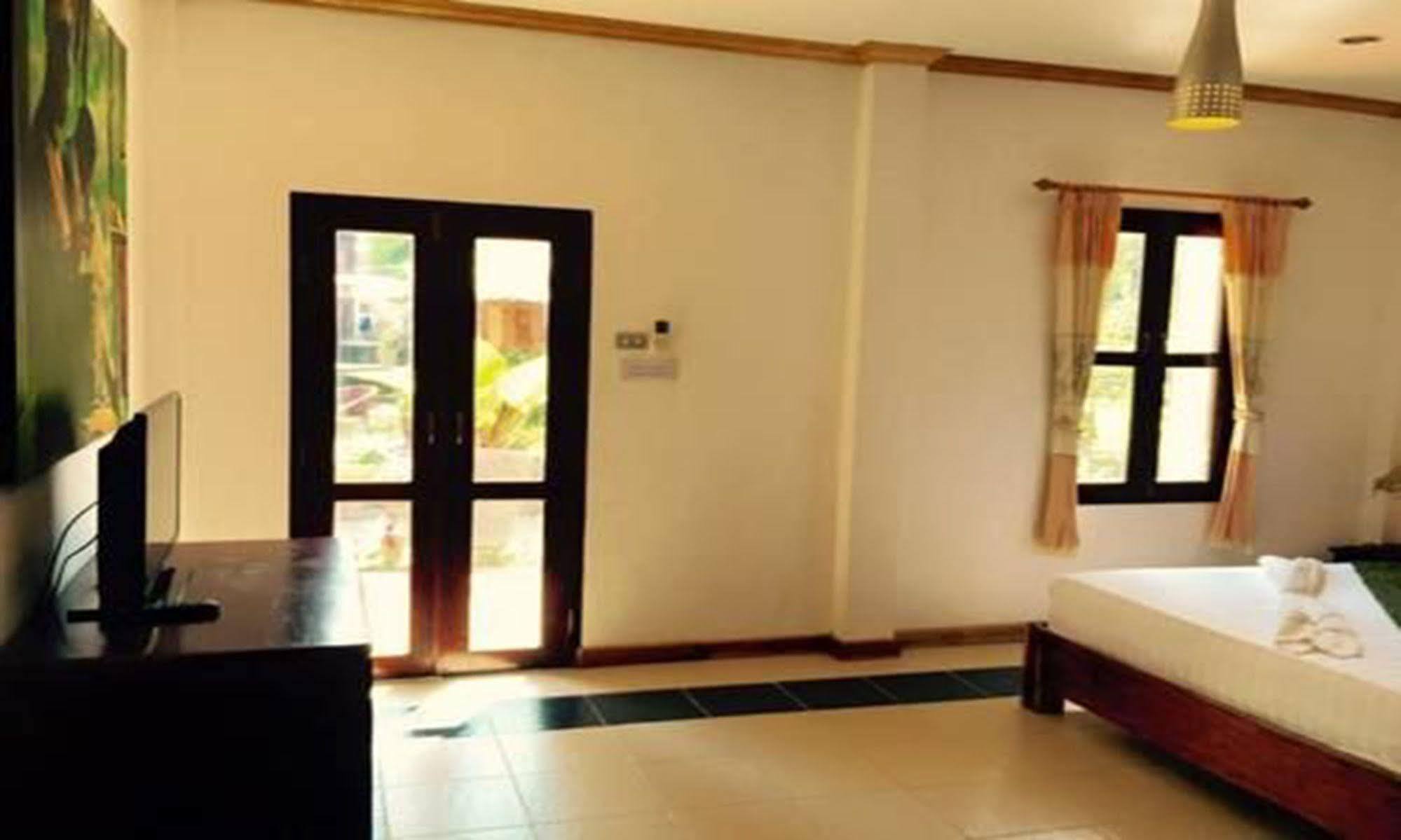 Luang Prabang Oasis Hotel Εξωτερικό φωτογραφία